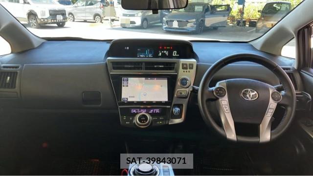 Toyota PRIUS ALPHA 2018-01 8282047-2
