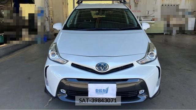 Toyota PRIUS ALPHA 2018-01 8282047-9