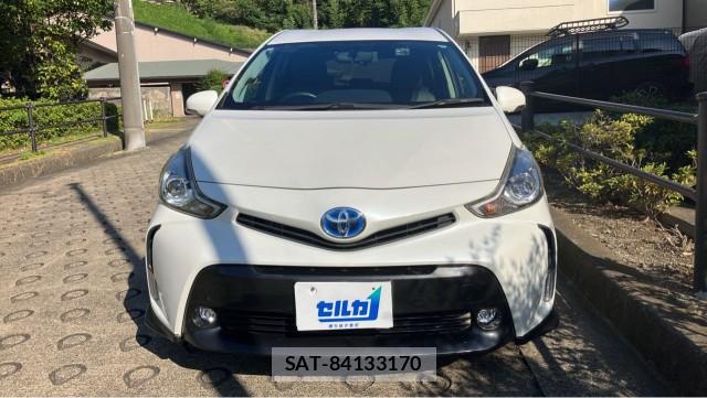 Toyota PRIUS ALPHA 2017-10 8282197-9