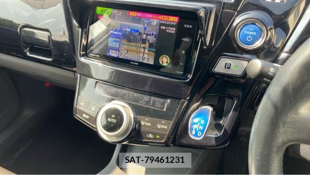 Toyota PRIUS ALPHA 2012-03 8282217-14