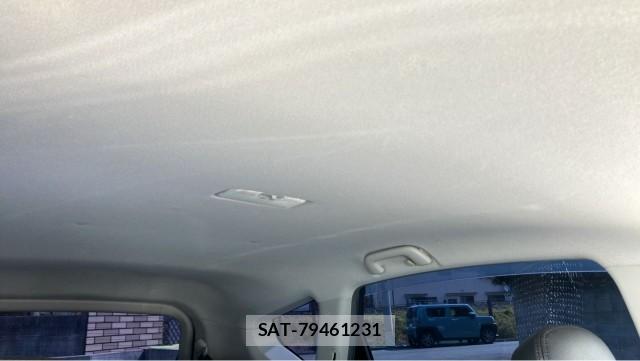 Toyota PRIUS ALPHA 2012-03 8282217-15