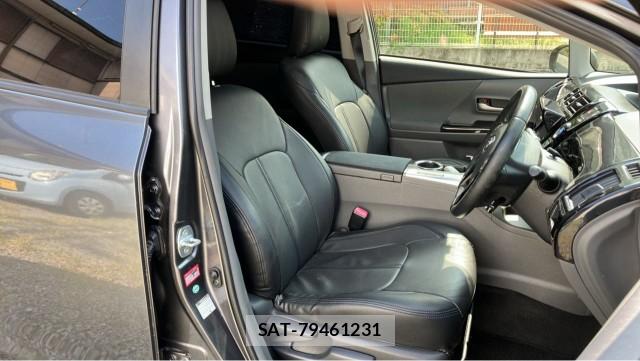 Toyota PRIUS ALPHA 2012-03 8282217-5