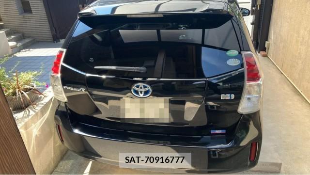 Toyota PRIUS ALPHA 2017-10 8282218-1