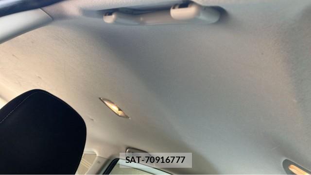 Toyota PRIUS ALPHA 2017-10 8282218-15