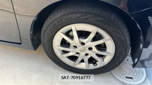 Toyota PRIUS ALPHA 2017-10 8282218-8