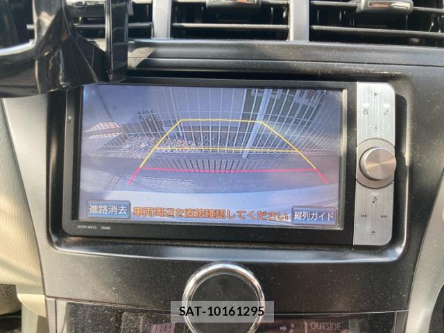 Toyota PRIUS ALPHA 2011-09 8282583-19