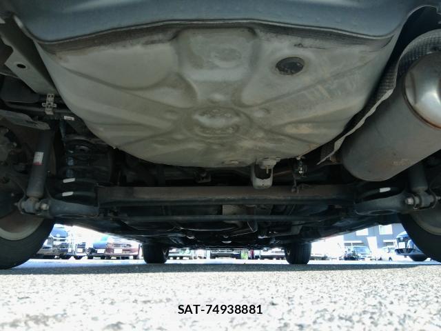 Toyota PRIUS ALPHA 2015-02 8282586-12