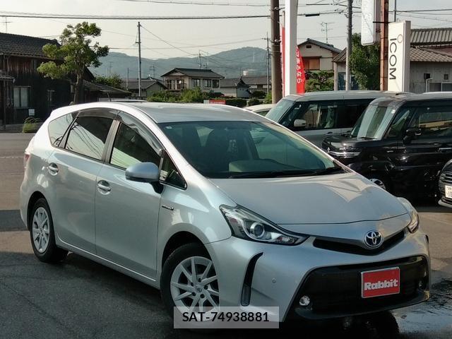 Toyota PRIUS ALPHA 2015-02 8282586-3
