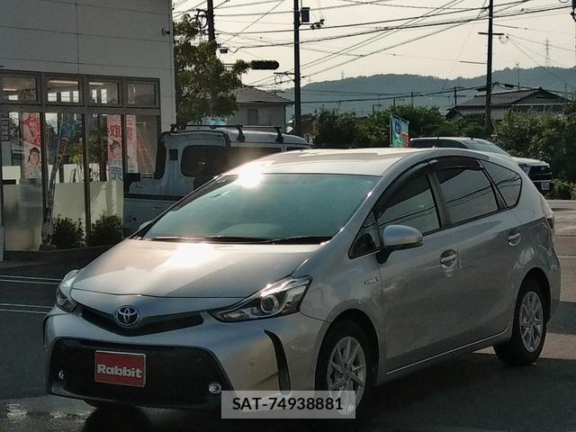Toyota PRIUS ALPHA 2015-02 8282586-5