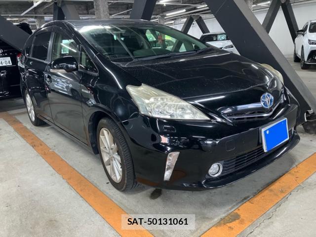 Toyota PRIUS ALPHA 2014-03 8282824-1