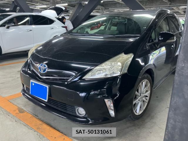 Toyota PRIUS ALPHA 2014-03 8282824-2