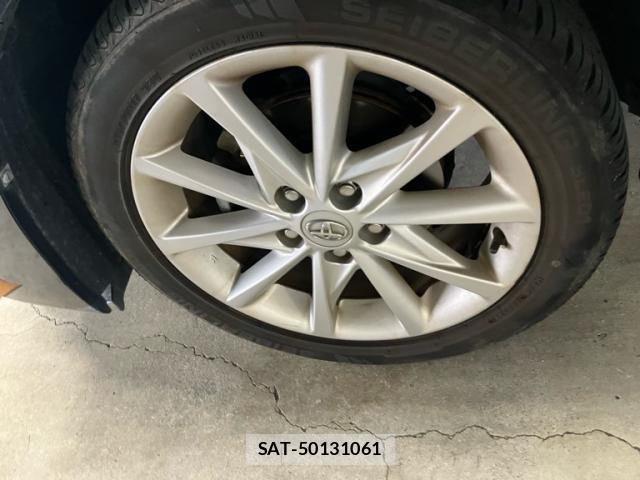 Toyota PRIUS ALPHA 2014-03 8282824-6