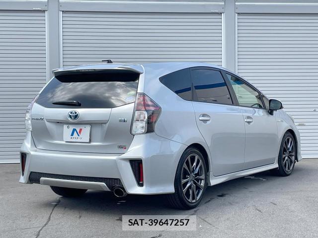 Toyota PRIUS ALPHA 2015-10 8282858-13