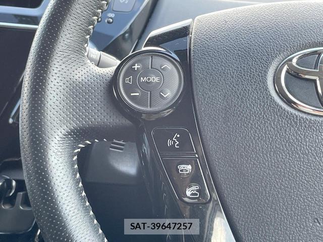 Toyota PRIUS ALPHA 2015-10 8282858-19