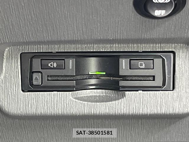 Toyota PRIUS ALPHA 2013-10 8283280-6
