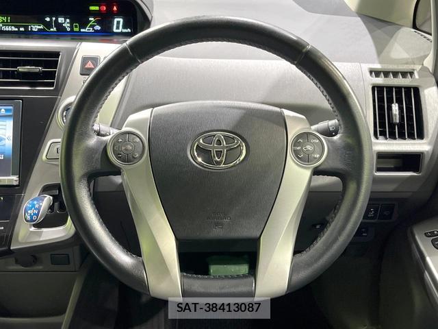 Toyota PRIUS ALPHA 2013-08 8283982-10