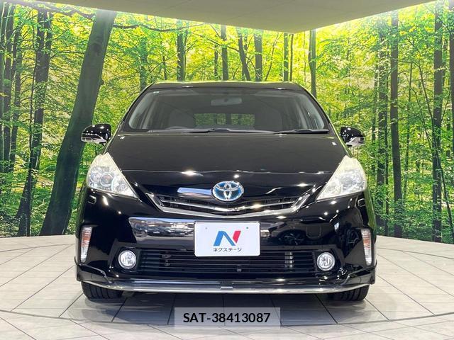 Toyota PRIUS ALPHA 2013-08 8283982-13