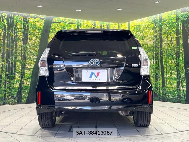 Toyota PRIUS ALPHA 2013-08 8283982-14