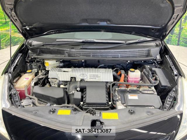 Toyota PRIUS ALPHA 2013-08 8283982-17