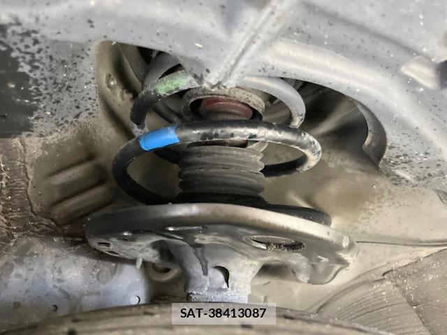 Toyota PRIUS ALPHA 2013-08 8283982-19
