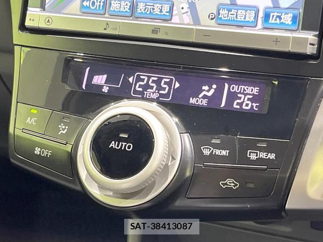 Toyota PRIUS ALPHA 2013-08 8283982-4
