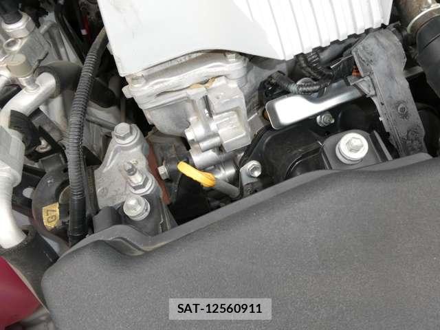 Toyota PRIUS ALPHA 2013-11 8284121-14