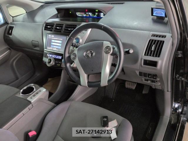 Toyota PRIUS ALPHA 2013-08 8284550-2