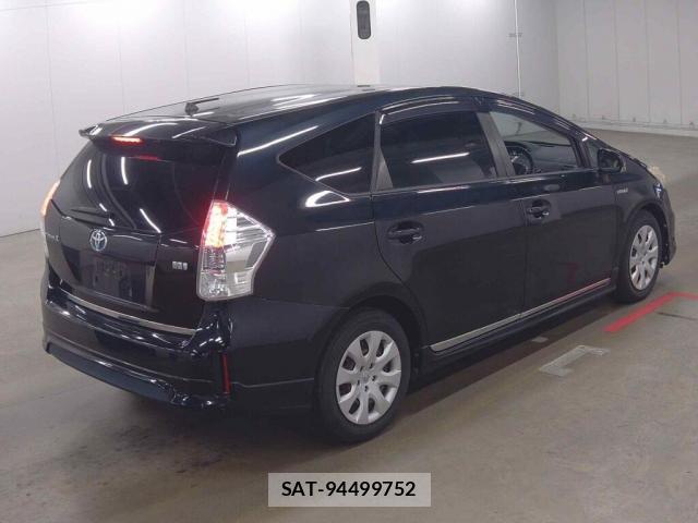 Toyota PRIUS ALPHA 2012-02 8284551-4