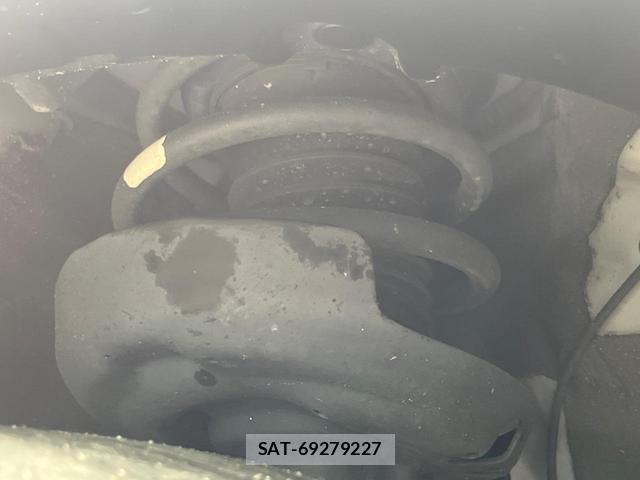 Toyota PRIUS PHV 2022-07 8277542-19