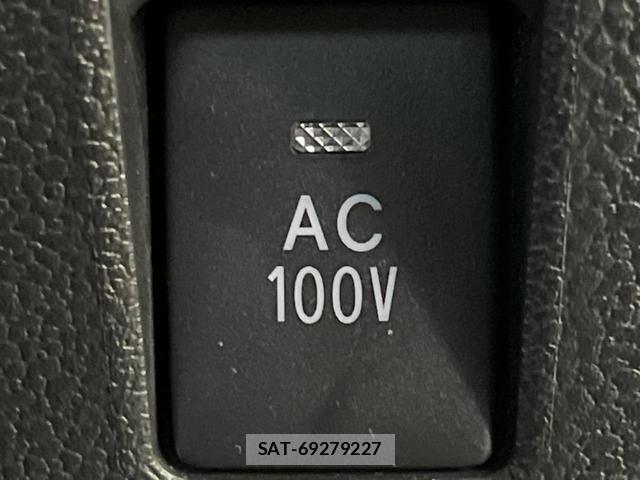 Toyota PRIUS PHV 2022-07 8277542-5