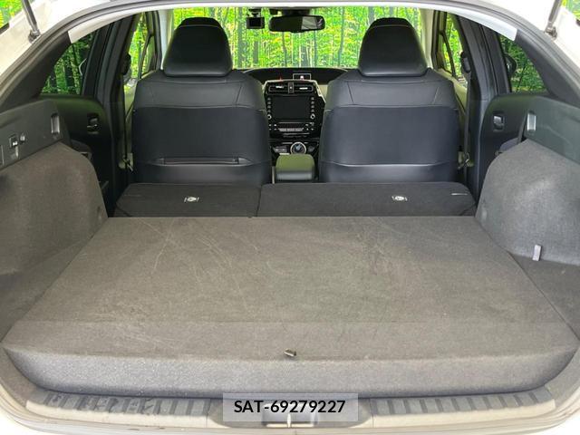 Toyota PRIUS PHV 2022-07 8277542-9