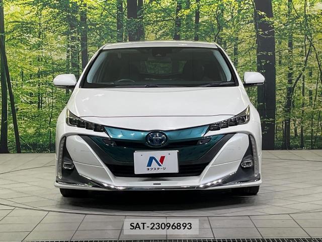 Toyota PRIUS PHV 2017-02 8278819-14