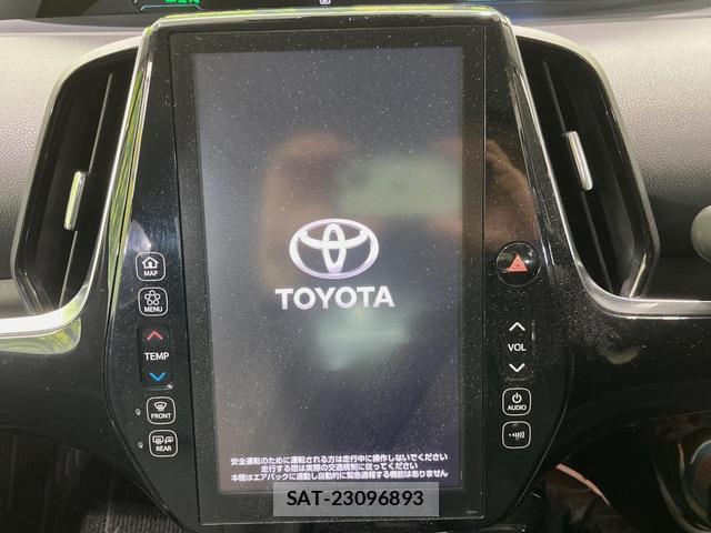 Toyota PRIUS PHV 2017-02 8278819-2