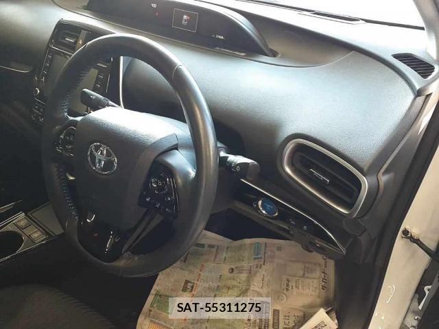 Toyota PRIUS PHV 2022-03 8278932-2