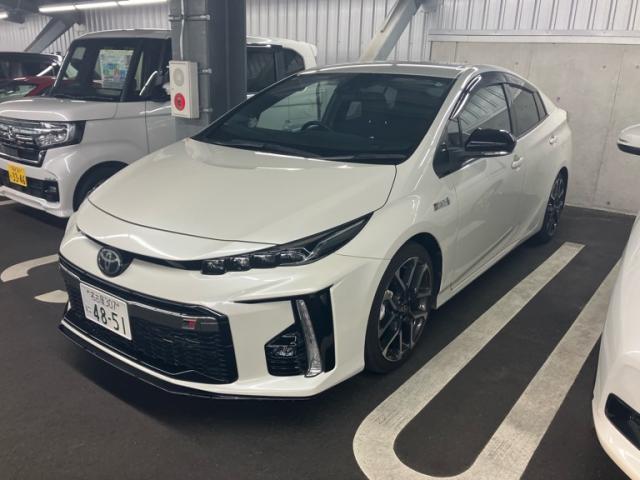 Toyota PRIUS PHV 2017-11 8279600-1