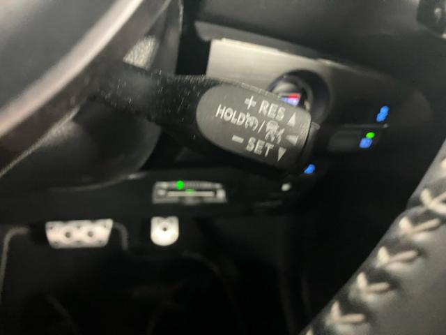 Toyota PRIUS PHV 2017-11 8279600-5