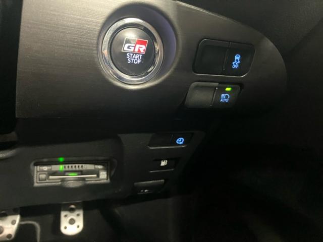 Toyota PRIUS PHV 2017-11 8279600-7