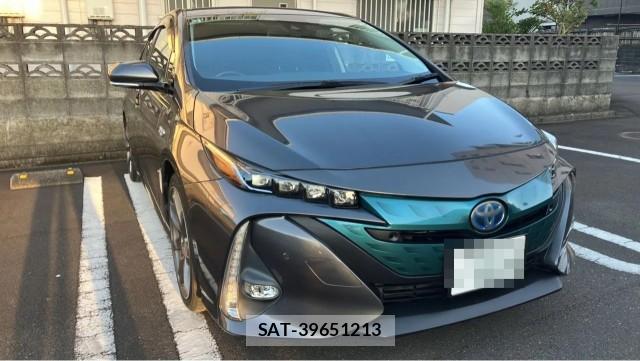 Toyota PRIUS PHV 2017-02 8280761-10