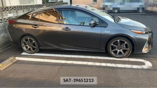 Toyota PRIUS PHV 2017-02 8280761-3