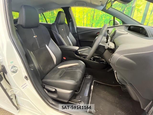 Toyota PRIUS PHV 2019-10 8283251-7