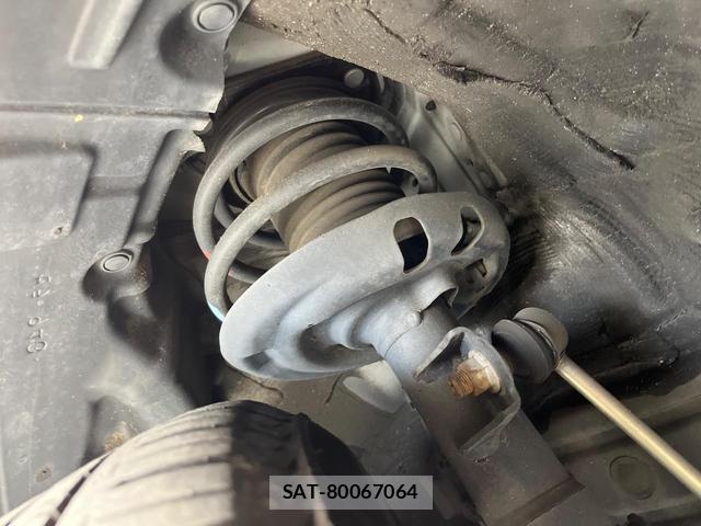 Toyota PRIUS PHV 2017-05 8283767-19