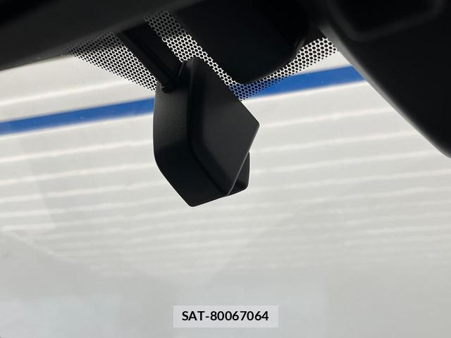 Toyota PRIUS PHV 2017-05 8283767-4