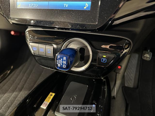 Toyota PRIUS PHV 2019-09 8285080-15