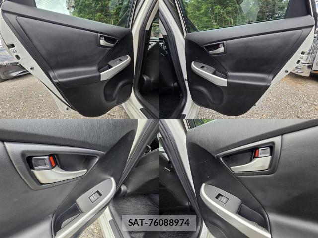 Toyota PRIUS 2015-08 8276729-15