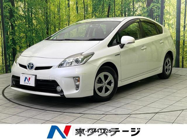 Toyota PRIUS 2015-04 8276760-0