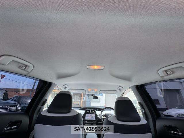 Toyota PRIUS 2016-03 8276838-9