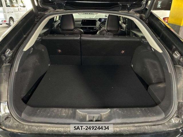 Toyota PRIUS 2023-03 8276983-5