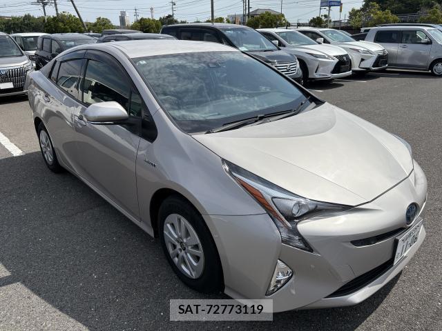 Toyota PRIUS 2016-09 8277047-0