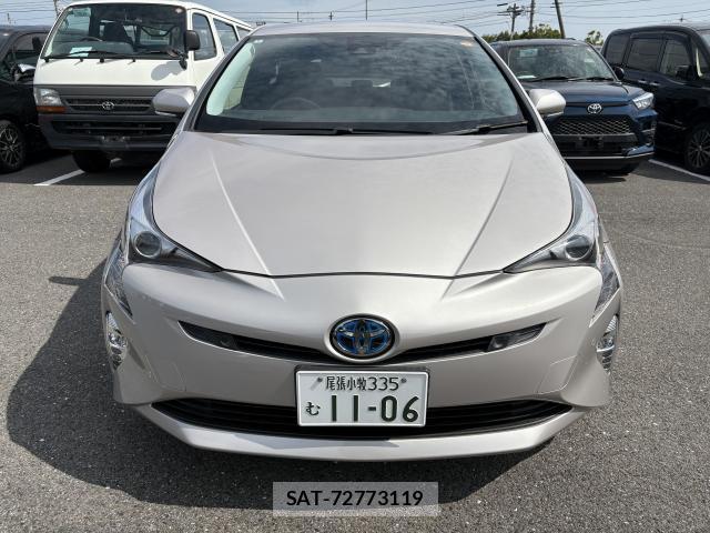 Toyota PRIUS 2016-09 8277047-2