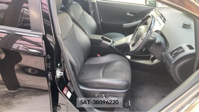 Toyota PRIUS 2015-07 8277137-5